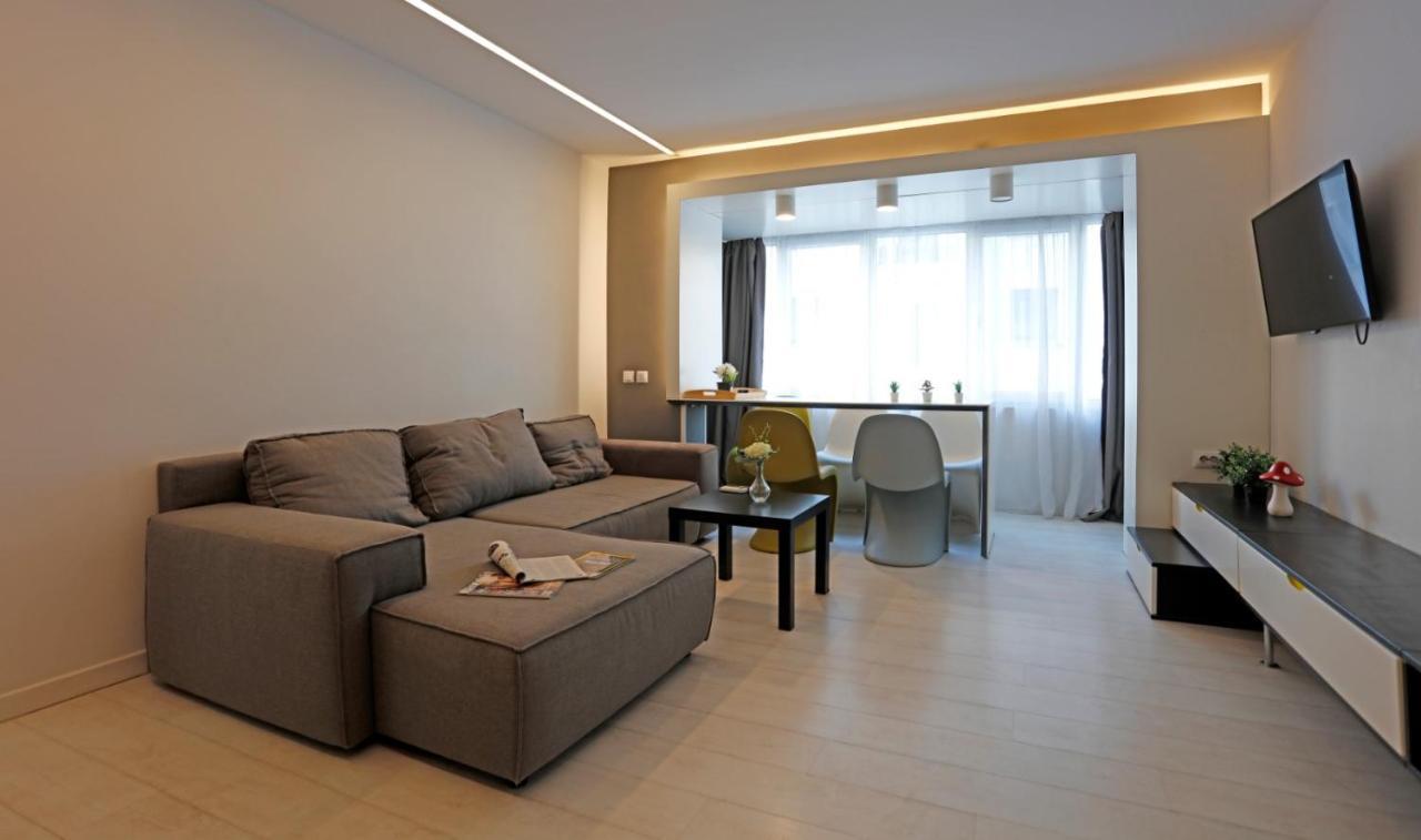 Platinum Apartment With 2 Bedrooms 布加勒斯特 外观 照片