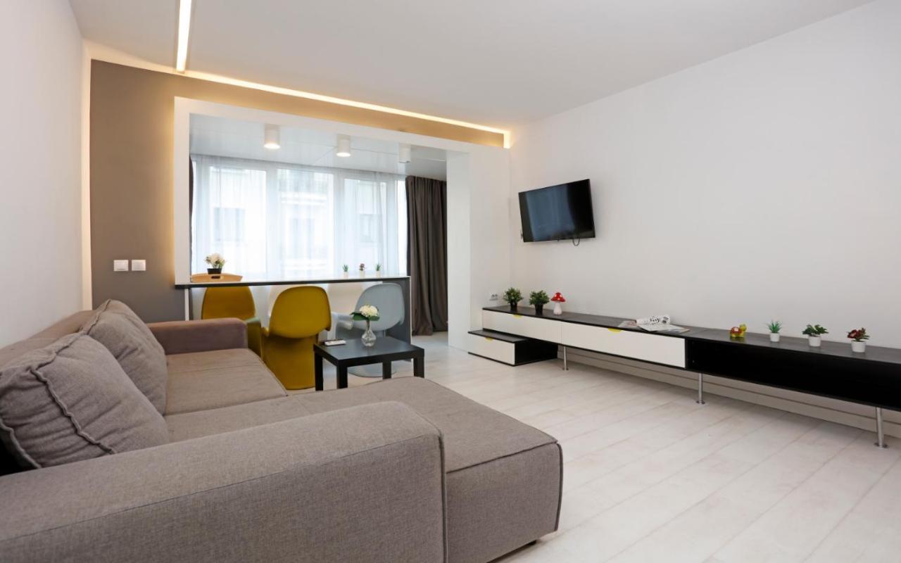 Platinum Apartment With 2 Bedrooms 布加勒斯特 外观 照片