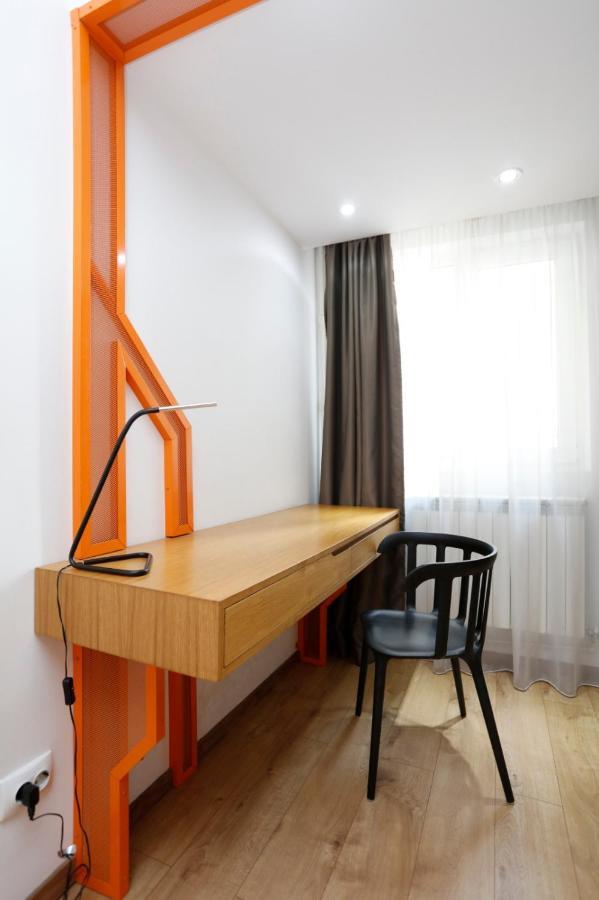 Platinum Apartment With 2 Bedrooms 布加勒斯特 外观 照片